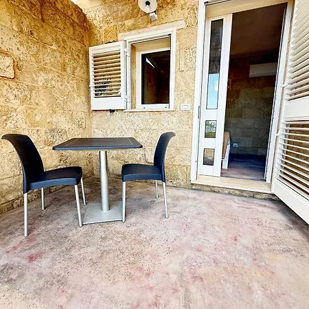 Li Monaci - - Ecobio Relais * גאליפולי