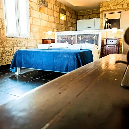 Li Monaci - - Ecobio Relais Maison d'hôtes *