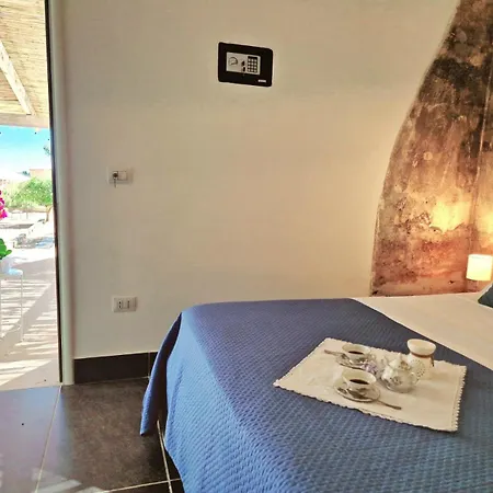 Li Monaci - - Ecobio Relais גאליפולי