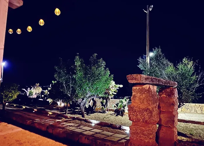 Li Monaci - - Ecobio Relais גאליפולי